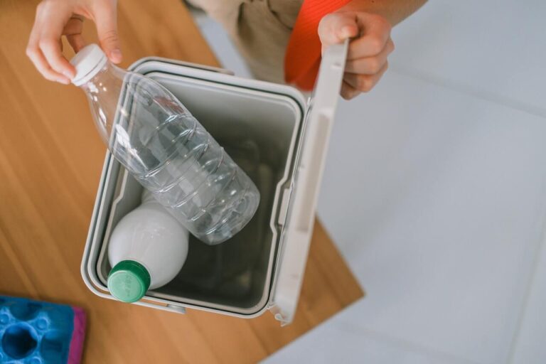 Termoplasticul - ce este, ce fel de materiale termoplastice exista, care este intrebuintarea lor si cum se recicleaza